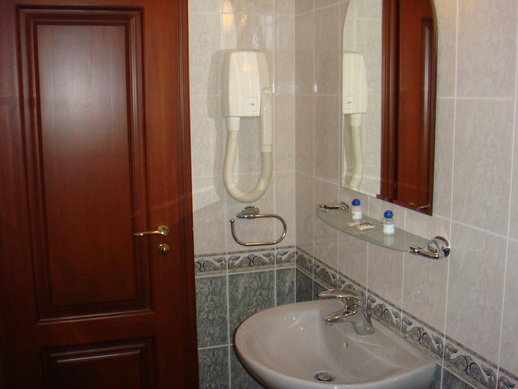 Family Hotel Elegance Arbanaszi Szoba fotó