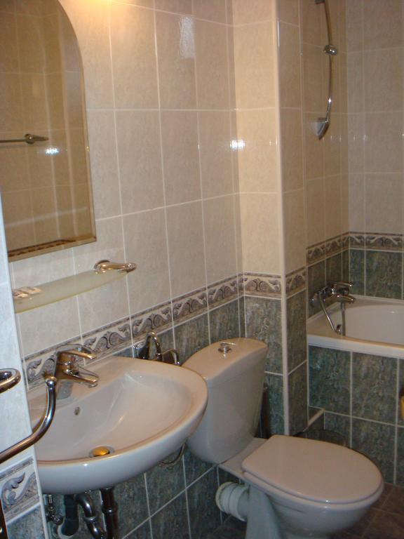 Family Hotel Elegance Arbanaszi Szoba fotó